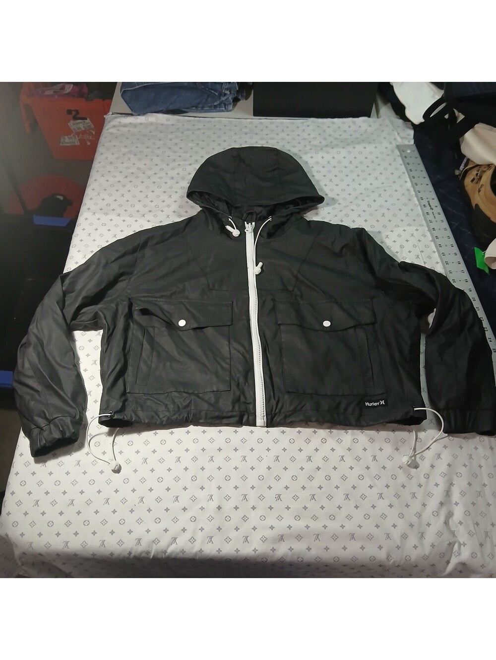 Hurley Black Hooded Windbreaker Jacket XL Streetwear Gorpcore Retro Y2K